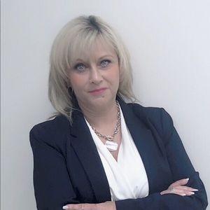 Meet your Posher, Sherry